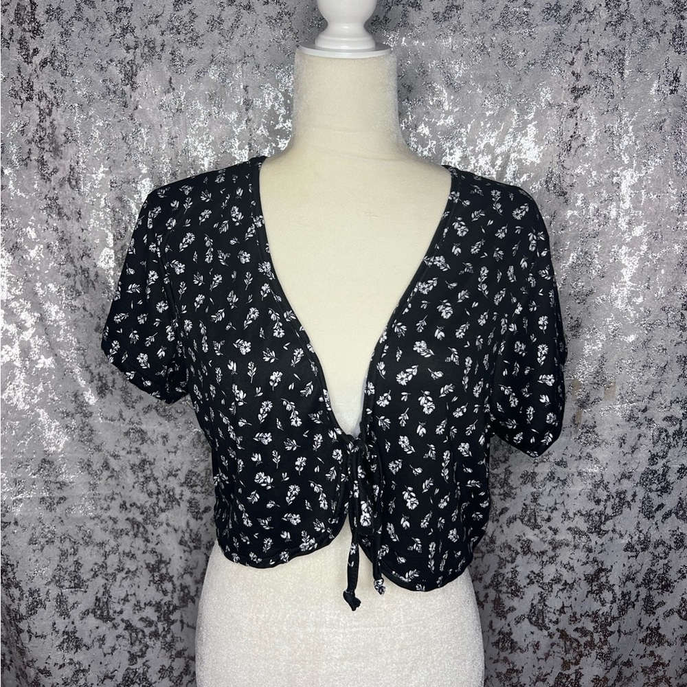 Black Floral tie-up blouse